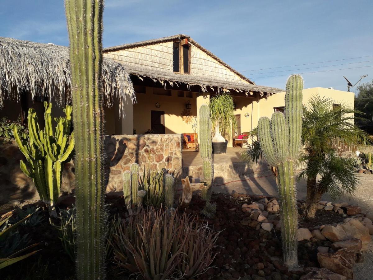 Hotel Rancho Espinoza Paredones Esterno foto