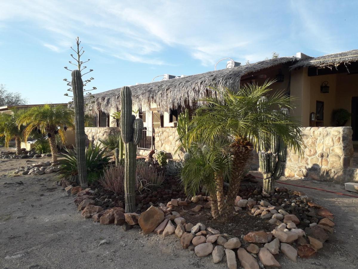 Hotel Rancho Espinoza Paredones Esterno foto
